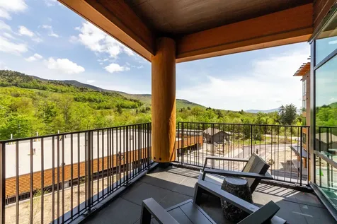69 Hourglass Drive Stowe VT 05672