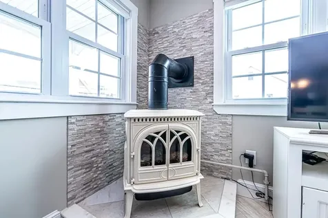 17 Cole Street Hampton NH 03874