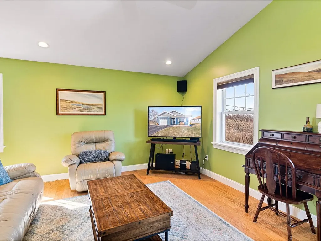 21 Dewey Drive Georgia VT 05478