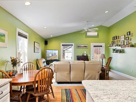 21 Dewey Drive Georgia VT 05478