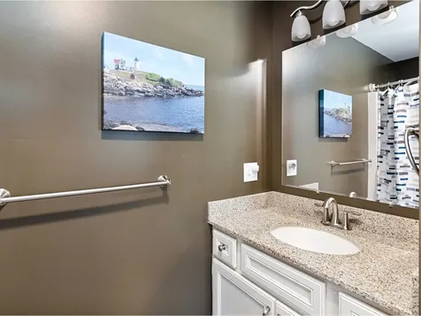 21 Dewey Drive Georgia VT 05478