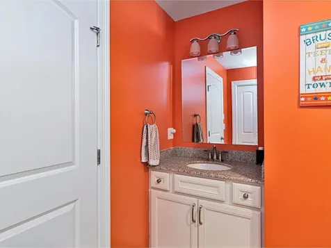 21 Dewey Drive Georgia VT 05478