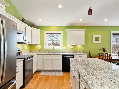 21 Dewey Drive Georgia VT 05478