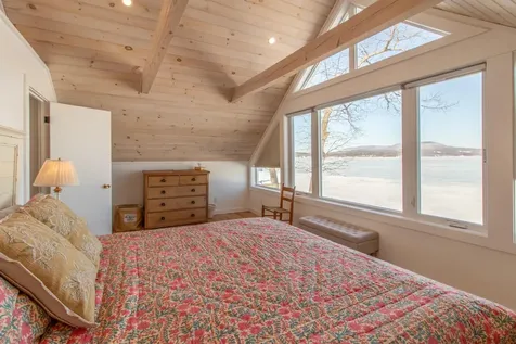 43 Abenaki Drive Newport City VT 05855