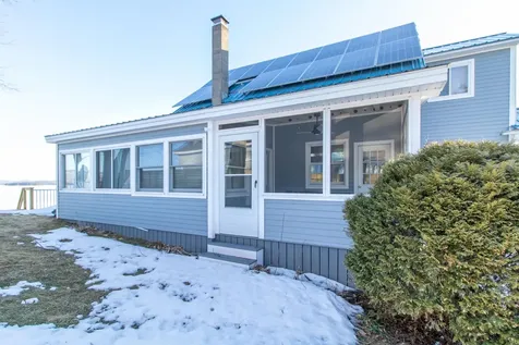 43 Abenaki Drive Newport City VT 05855