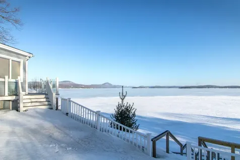 43 Abenaki Drive Newport City VT 05855