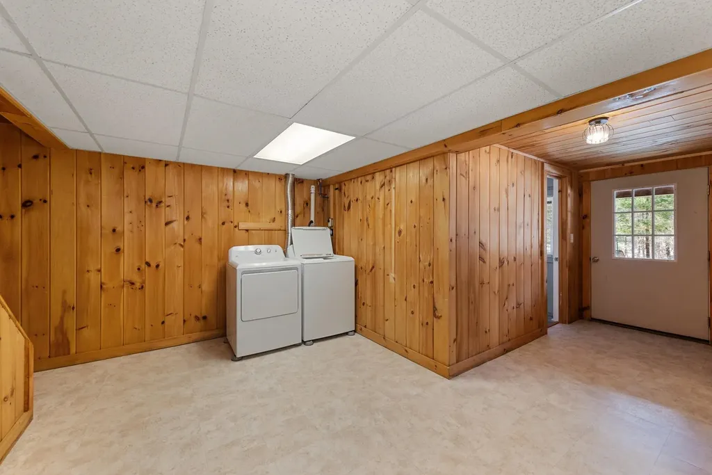 731 River Road Dorchester NH 03266