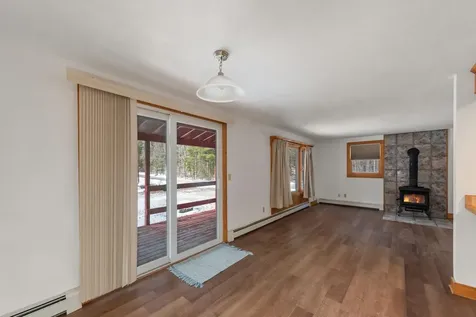 731 River Road Dorchester NH 03266