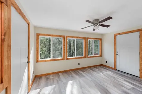 731 River Road Dorchester NH 03266