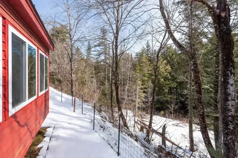 731 River Road Dorchester NH 03266