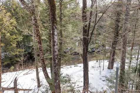 731 River Road Dorchester NH 03266