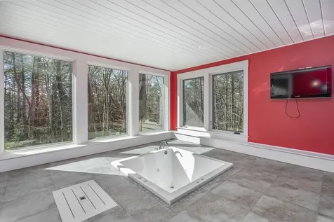 36 Old French Mill Road Barrington NH 03825