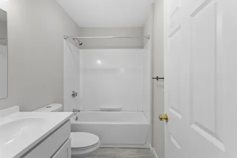 98 Henry Law Avenue Dover NH 03820