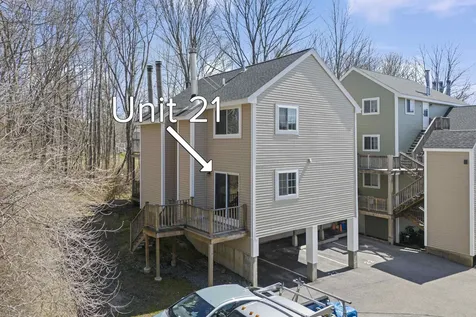 98 Henry Law Avenue Dover NH 03820