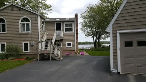 13 Dowling Drive Middleton NH 03887