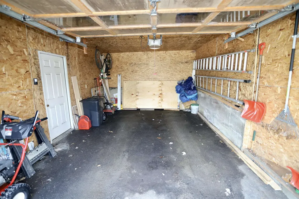 409 Glen Road Newport City VT 05855