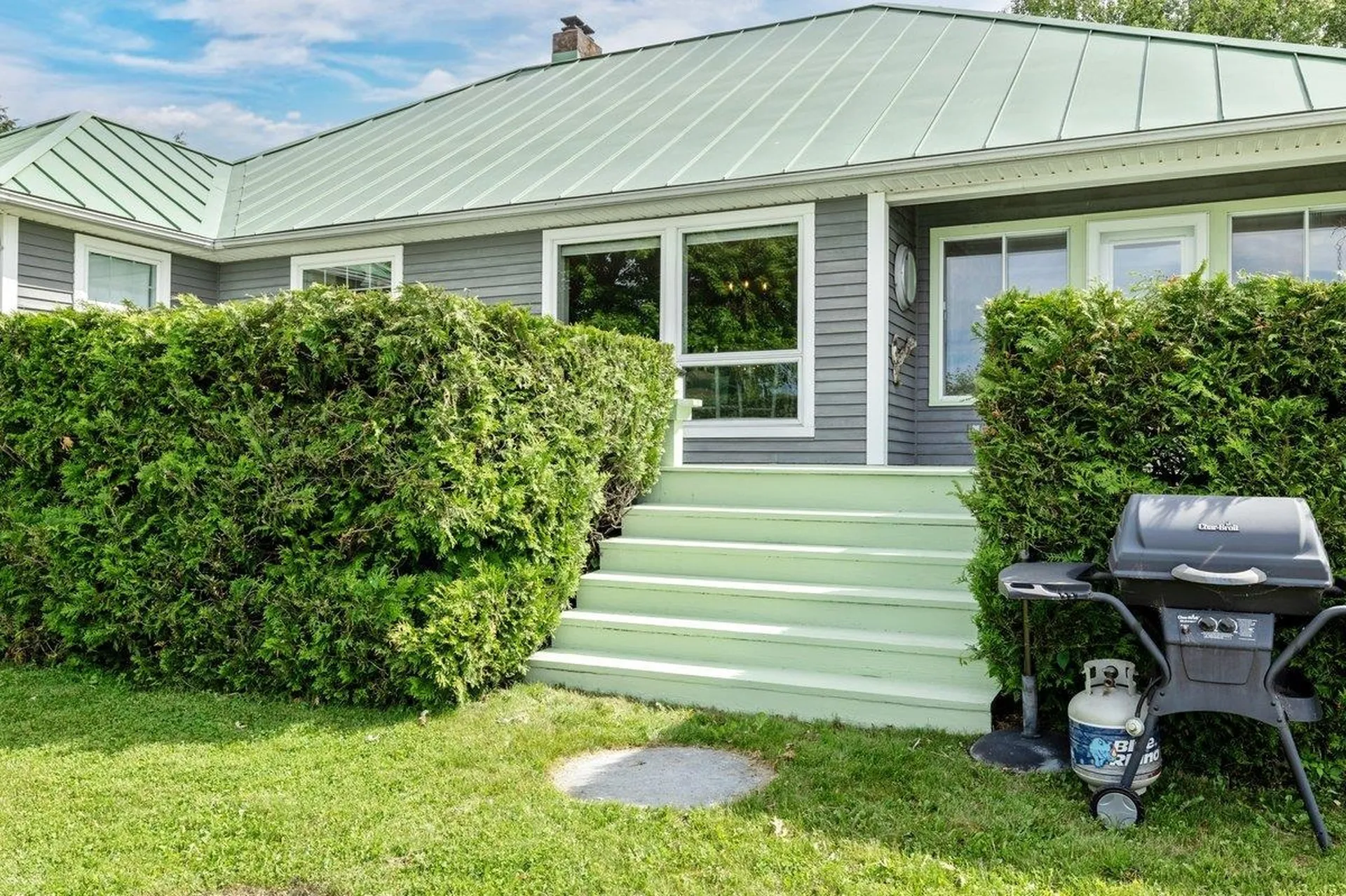 16 Mott South Street Alburgh VT 05440