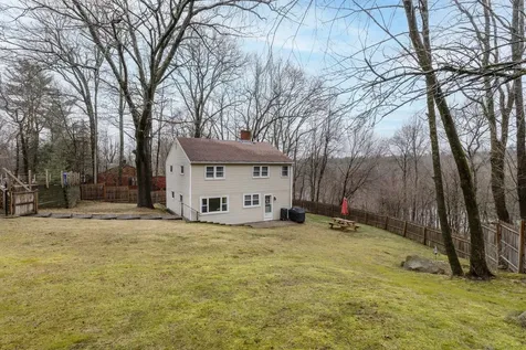 31 Carriage Road Bow NH 03304