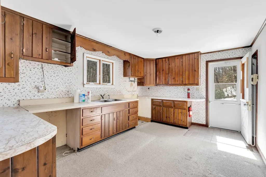 37 Wright Road Ludlow VT 05149