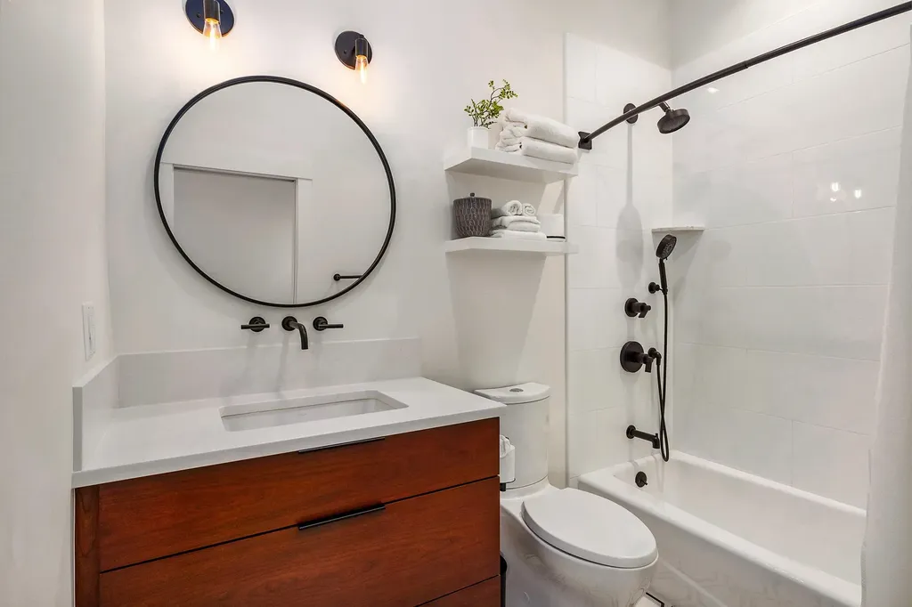 25 Maplewood Avenue Portsmouth NH 03801