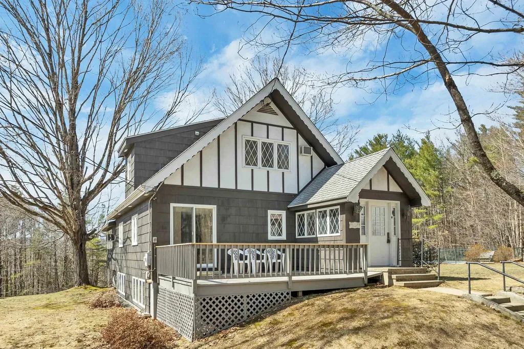 50 New Boston Road Franklin NH 03235