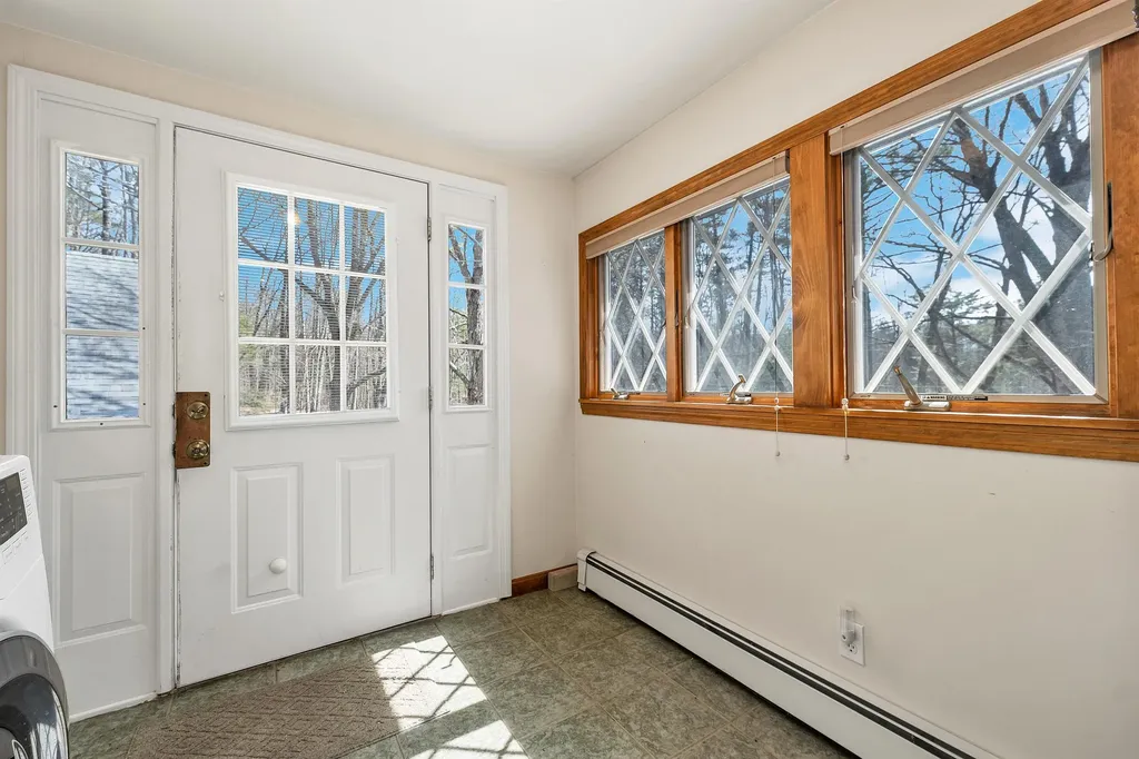50 New Boston Road Franklin NH 03235