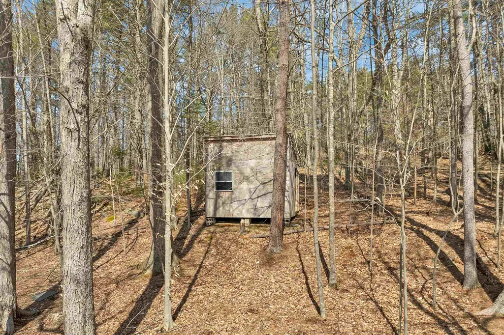 50 New Boston Road Franklin NH 03235