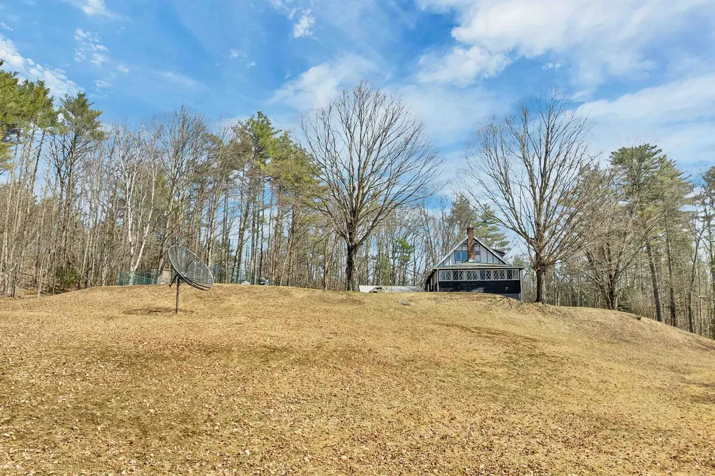 50 New Boston Road Franklin NH 03235