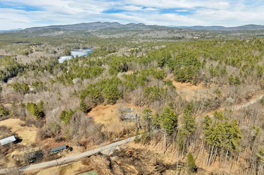 50 New Boston Road Franklin NH 03235