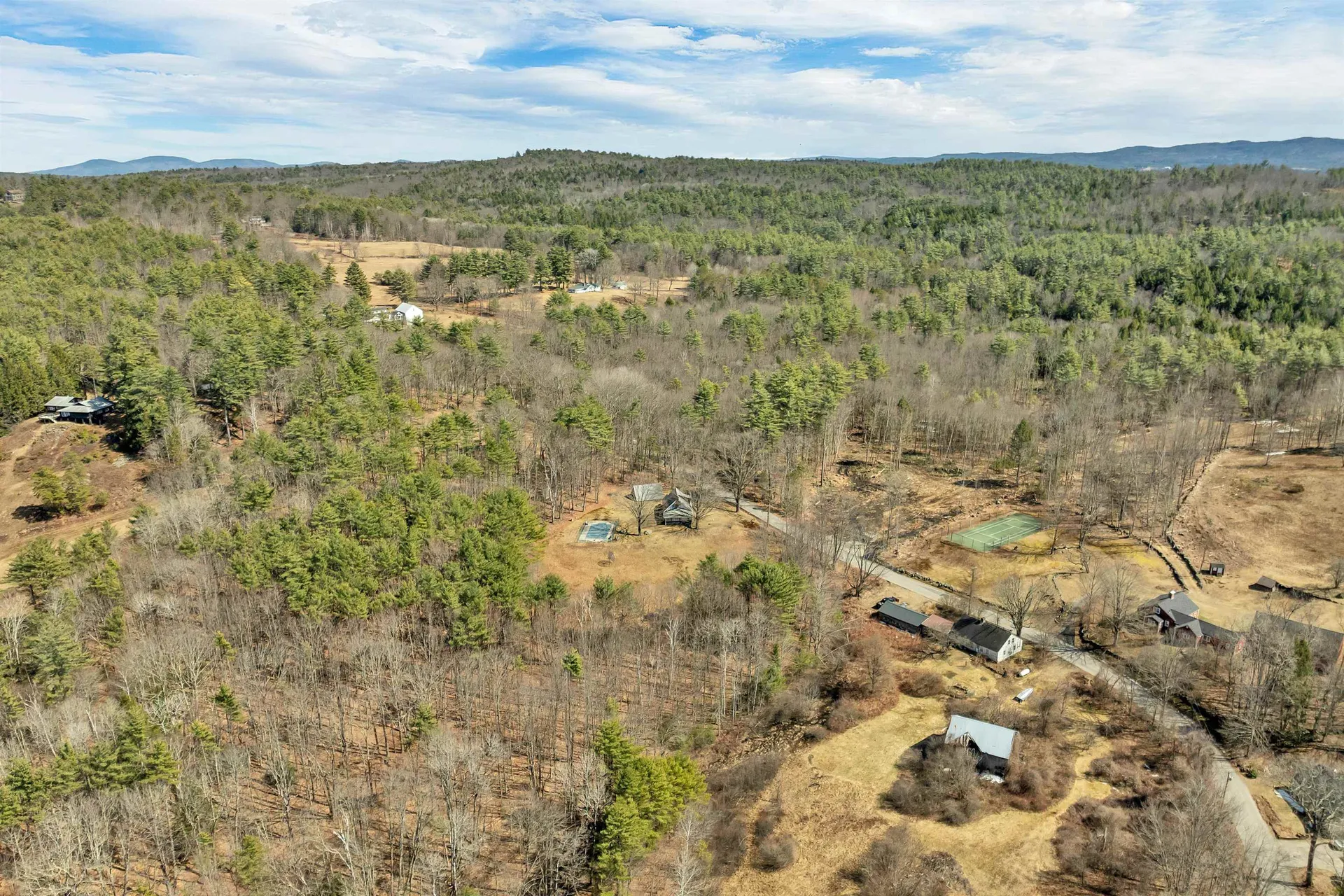 50 New Boston Road Franklin NH 03235