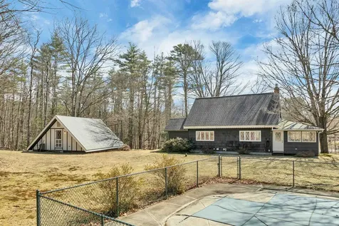 50 New Boston Road Franklin NH 03235