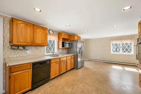 50 New Boston Road Franklin NH 03235