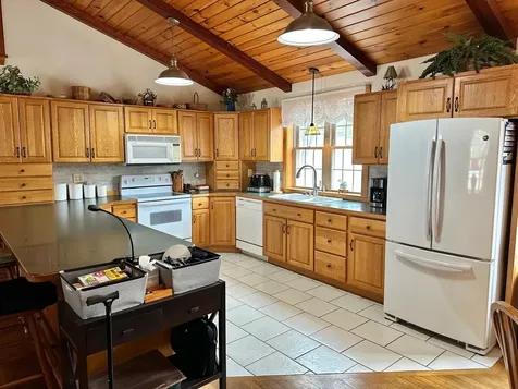 79 Clark Street Franklin NH 03235