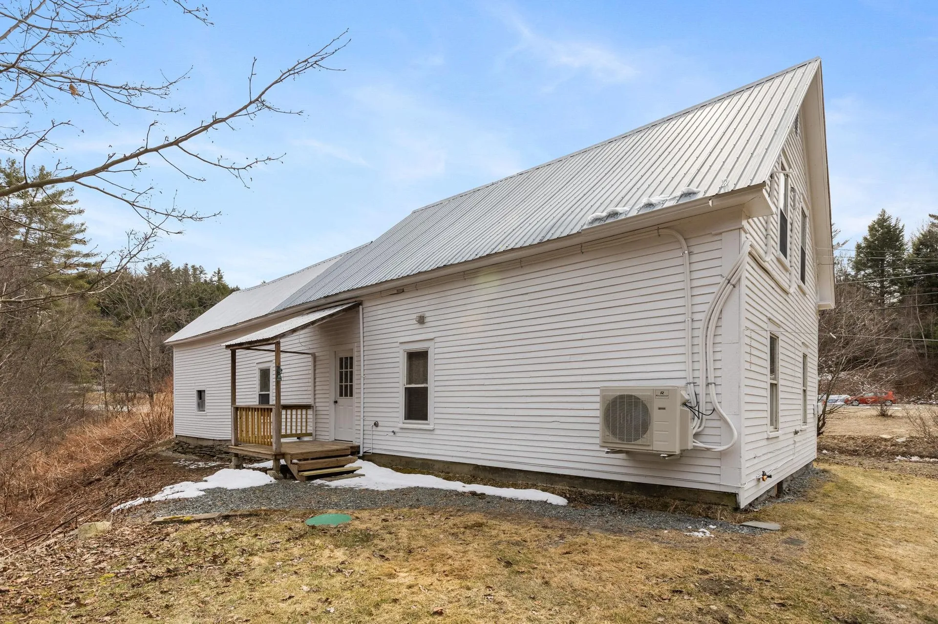 1047 Mount Moosilauke Highway Haverhill NH 03780