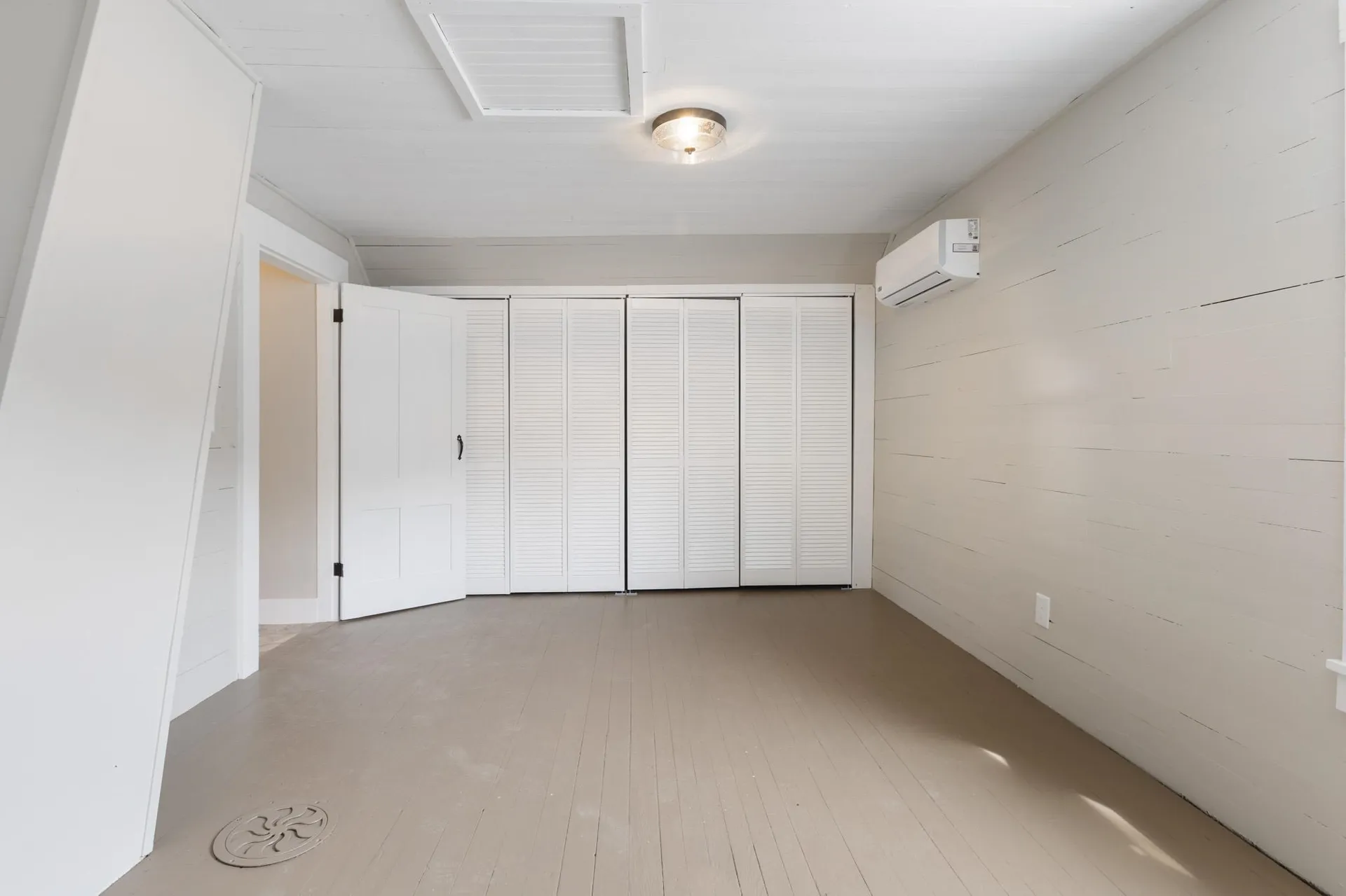 1047 Mount Moosilauke Highway Haverhill NH 03780