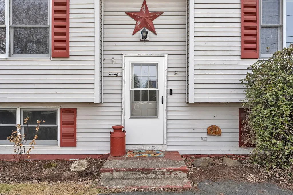 20 Guyette Circle St. Albans City VT 05478