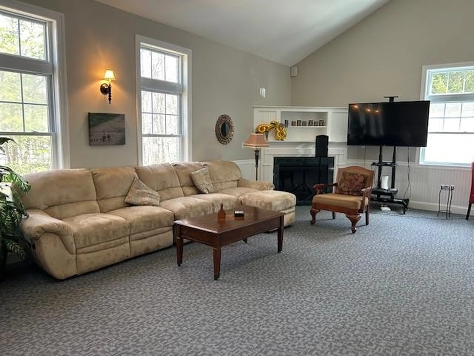 17 Sherwood Road Raymond NH 03077