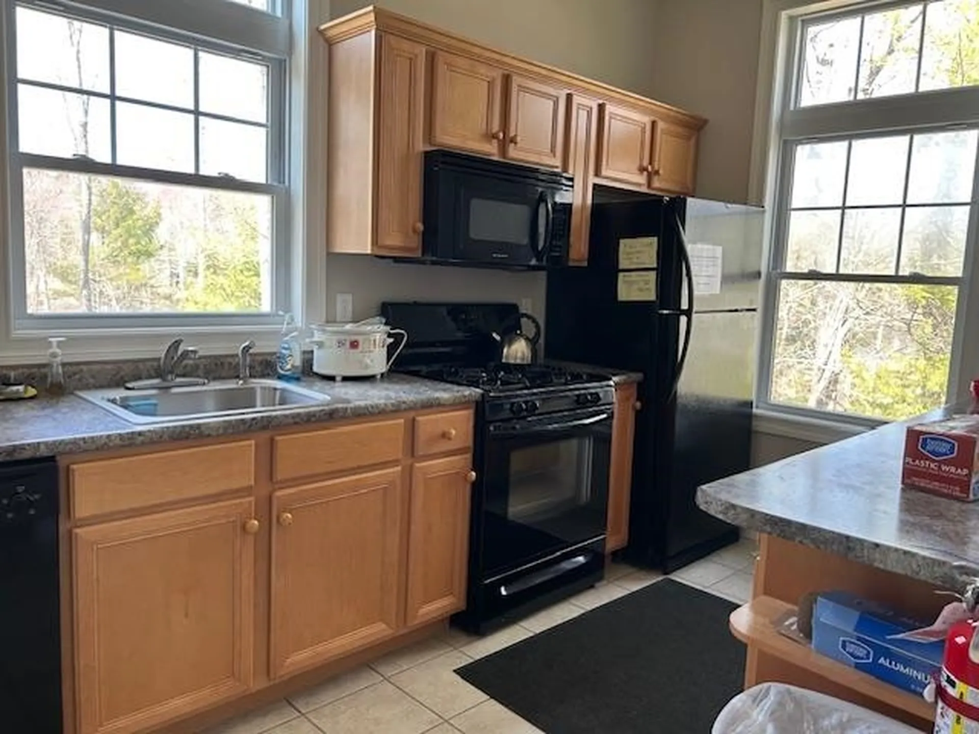 17 Sherwood Road Raymond NH 03077