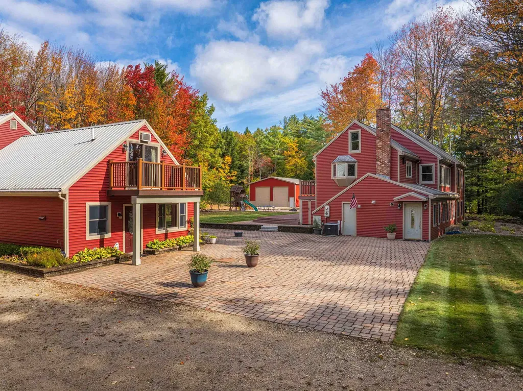 181 Charles Street Farmington NH 03835