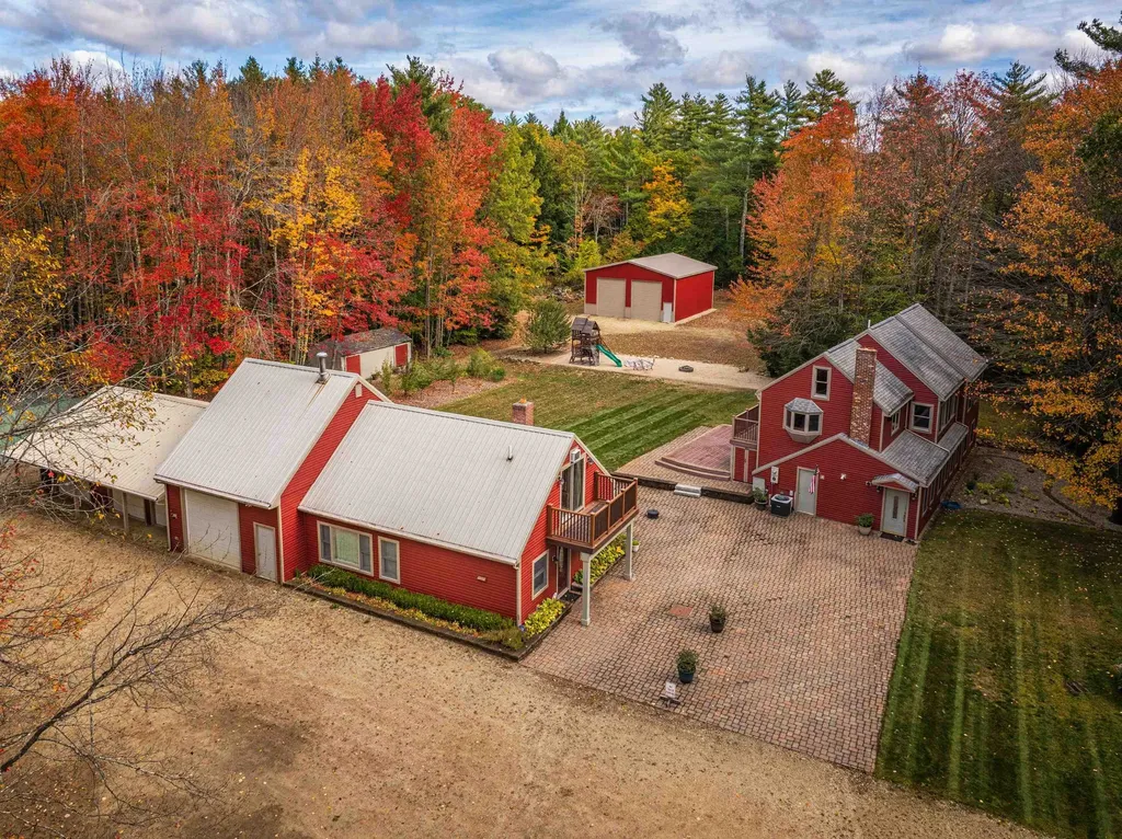 181 Charles Street Farmington NH 03835