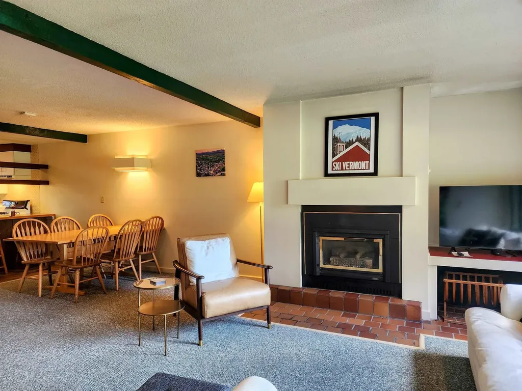 90 Village Green Drive Stowe VT 05672