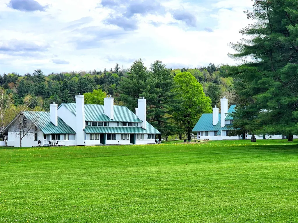 90 Village Green Drive Stowe VT 05672