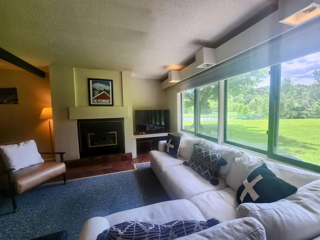 90 Village Green Drive Stowe VT 05672