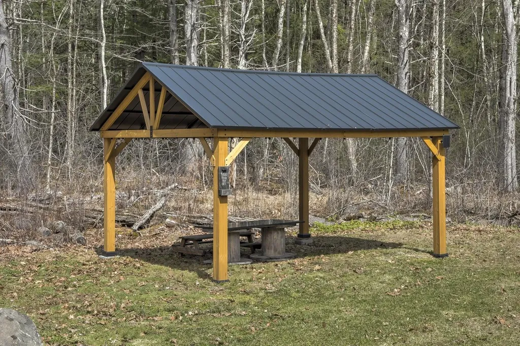 65 Nh Route 119 East Fitzwilliam NH 03447