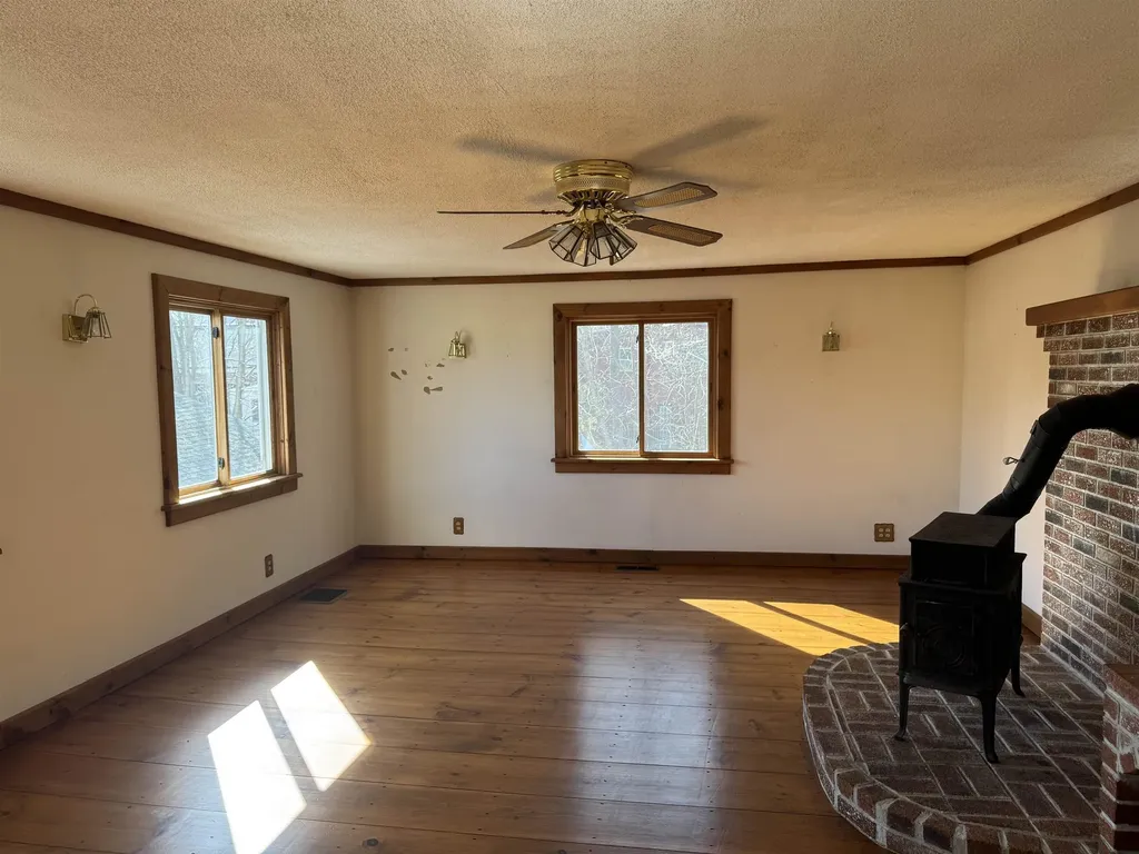 25 School Street Wakefield NH 03872