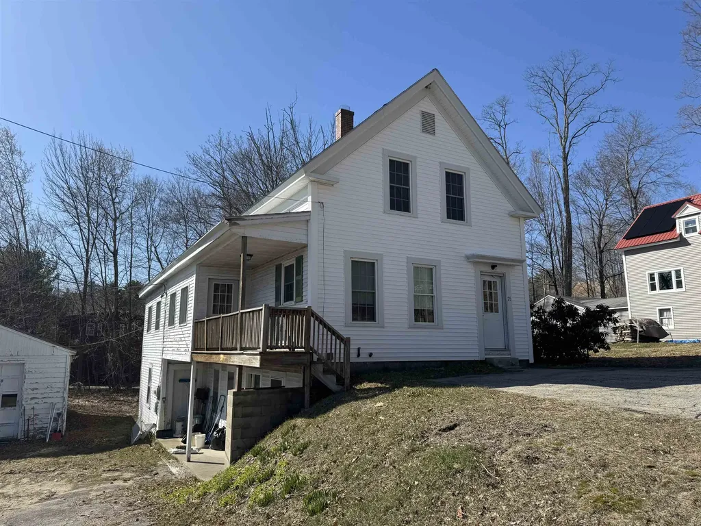 25 School Street Wakefield NH 03872