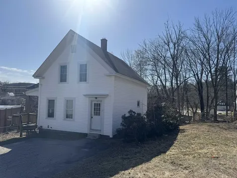 25 School Street Wakefield NH 03872