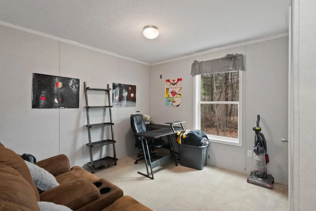 142 Shannon Road Colchester VT 05446