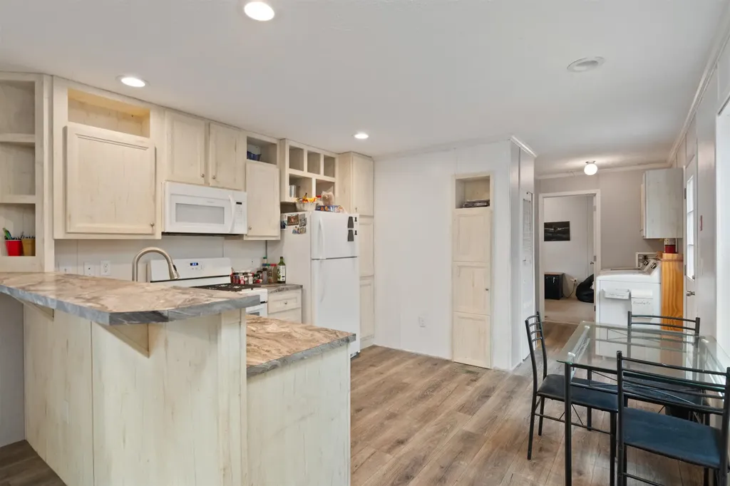 142 Shannon Road Colchester VT 05446