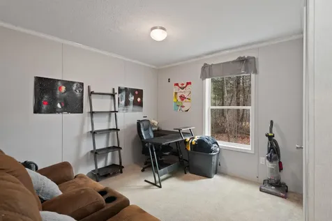 142 Shannon Road Colchester VT 05446